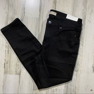 NWT Loft Black Modern  Skinny Jeans Size 10